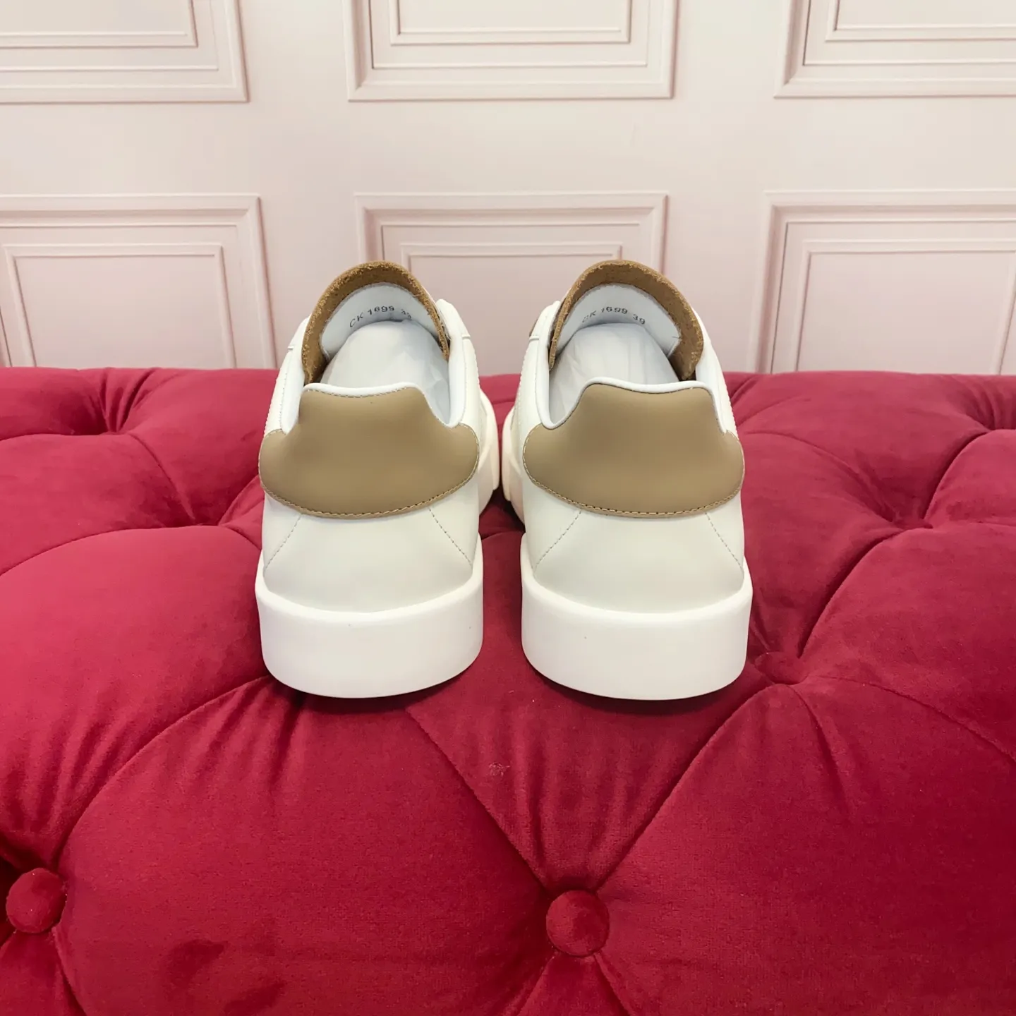 Men's men's shoes: 230💰2025 winter new top original order DG heavy industry series, imported first-layer cowhide, 5D printing embellishment, water-dyed lining, exquisite luxury, super A level! Compared with the genuine product at the counter, the version is no worse at all! Size: 38-44, customized 45